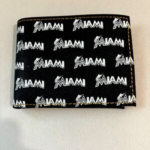 Brand NEW, Men’s Dooney & Bourke Florida Marlins Wallet